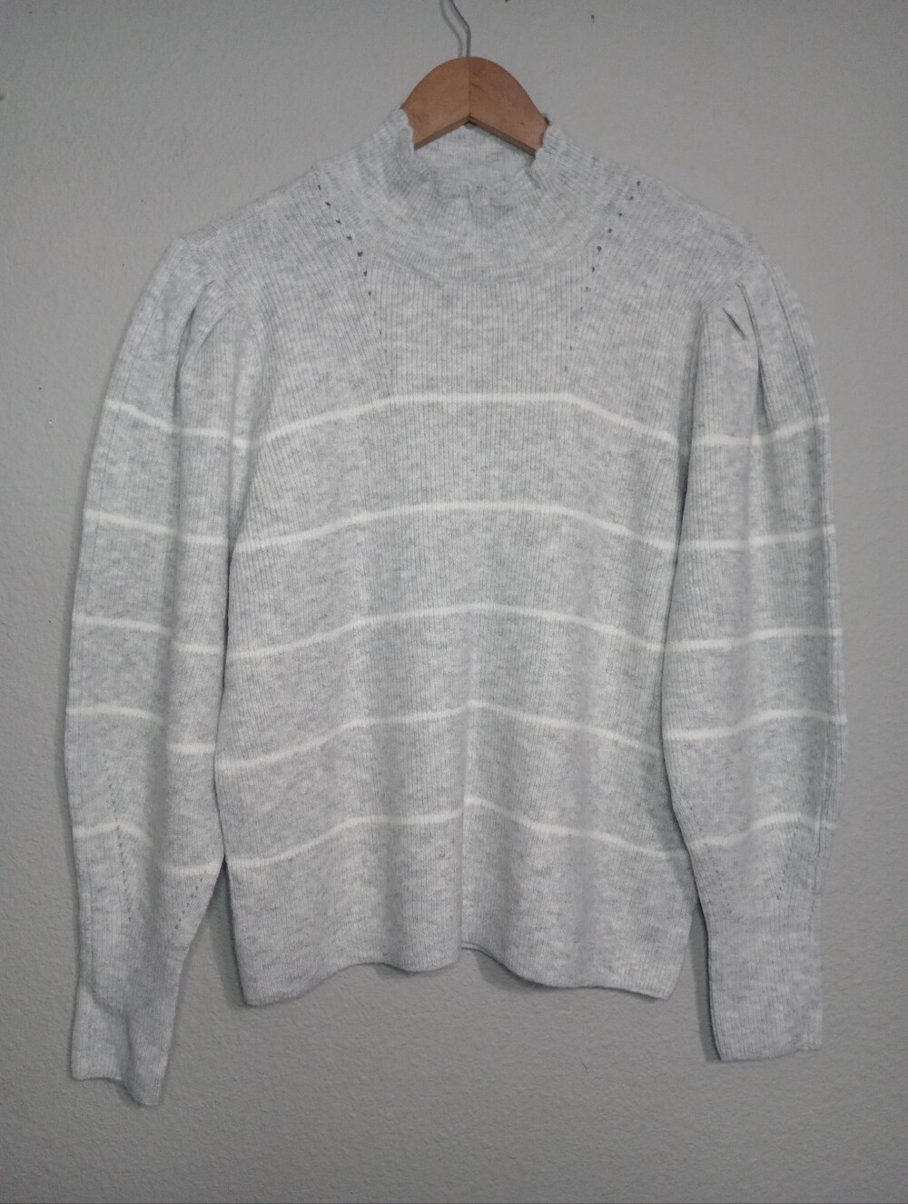 Cece Puff Sleeve Scalloped Mock Neck Striped Sweater